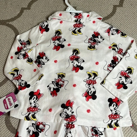 Disney juniors Minnie Mouse long sleeve fleece button down pajamas set - Picture 11 of 16